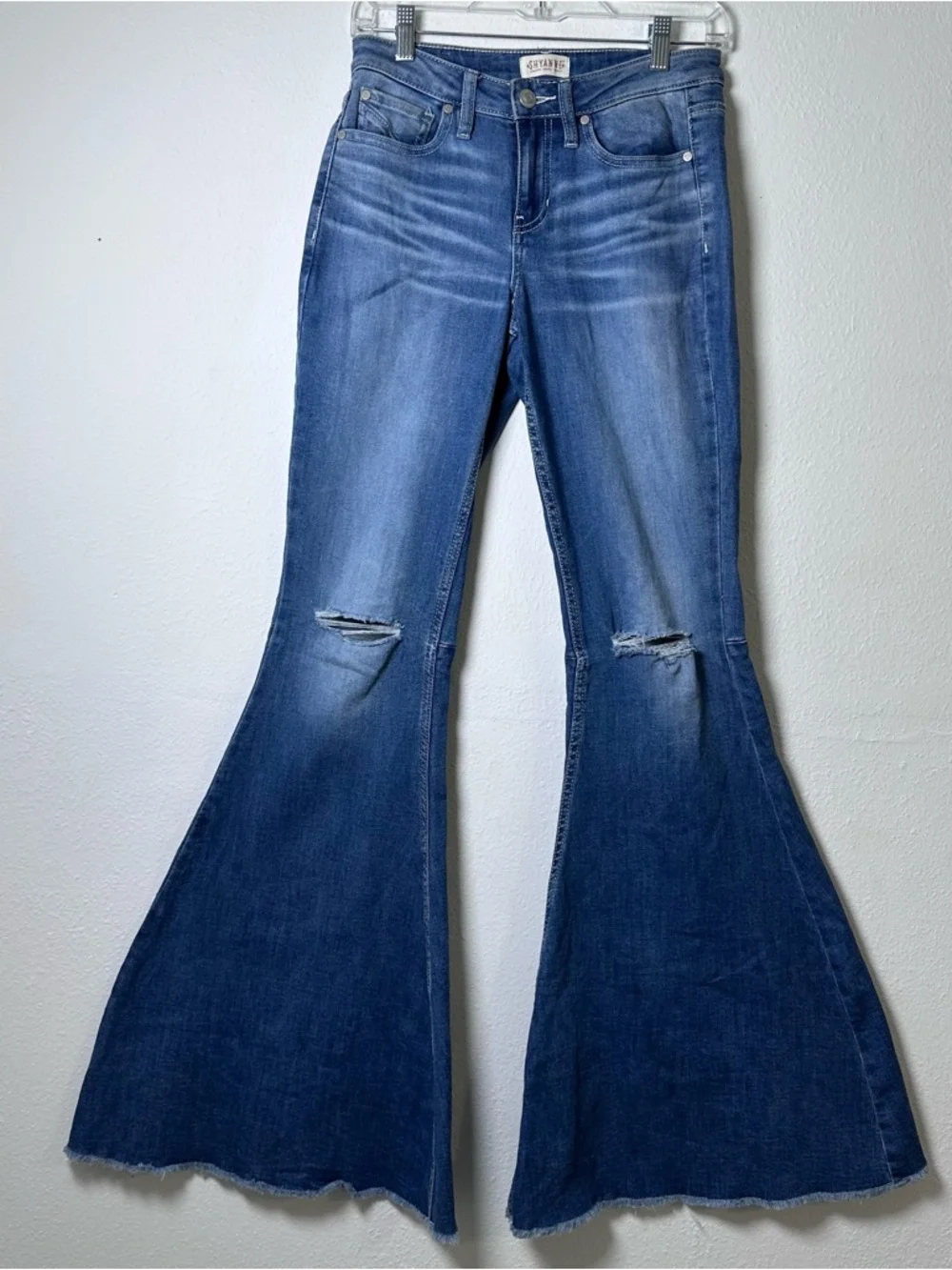 Shyanne Medium Wash Blue Flare  Ripped Style Jeans Stretchy Comfortable W28X36L - Picture 3 of 16